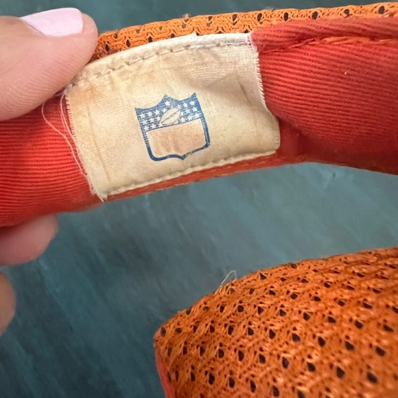 Vintage NFL Cleveland Browns hat visor adjustable. - Picture 2 of 4